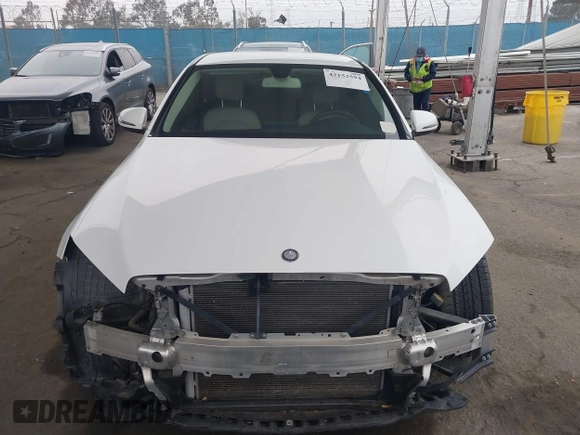 2017 Mercedes-Benz C 300 with VIN 55SWF4JB7HU227987, listed as a IAAI auction lot 42152594 with 53,183 mi miles and . Bid and sale history available at DreamBid. Image 13.