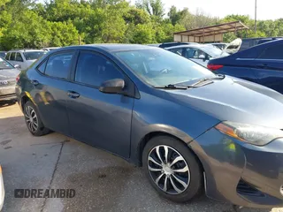 2018 Toyota Corolla L z VIN 2T1BURHE3JC058810, wystawiony jako IAAI lot #42236449 z przebiegiem 126 557 mil mil oraz . Historia ofert i sprzedaży dostępna na DreamBid. Obrazek 13.
