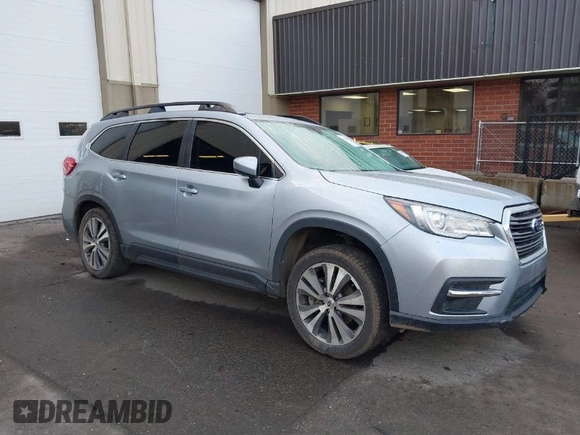 2021 Subaru Ascent Premium with VIN 4S4WMAHD5M3418405, listed as a IAAI auction lot 41680408 with 90,256 mi miles. Bid and sale history available at carsss.com. Image 1.