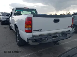 2000 GMC New Sierra 1500 SLE with VIN 1GTEC14T4YE363679, listed as a IAAI auction lot 41467204 with 150,724 mi miles. Bid and sale history available at carsss.com. Image 3.