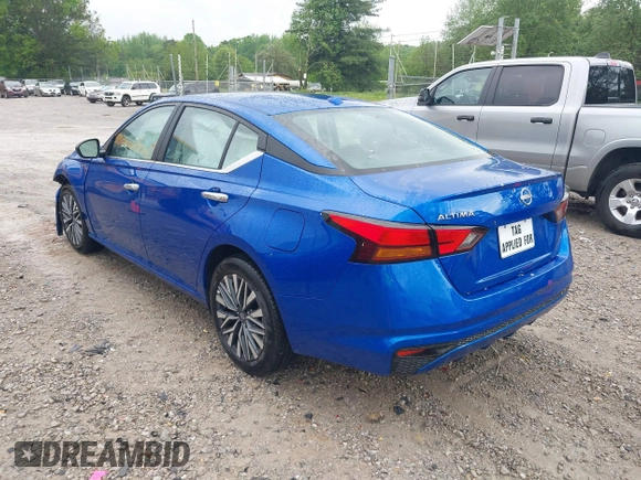 2025 Nissan Altima SV with VIN 1N4BL4DV1SN376554, listed as a IAAI auction lot 42087337 with 1,140 mi miles. Bid and sale history available at carsss.com. Image 3.
