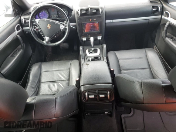 2010 Porsche Cayenne z VIN WP1AA2APXALA04791, wystawiony jako Copart lot #62527185 z przebiegiem 148 203 mil mil oraz Czysty tytuł • Clean title. Historia ofert i sprzedaży dostępna na DreamBid. Obrazek 8.