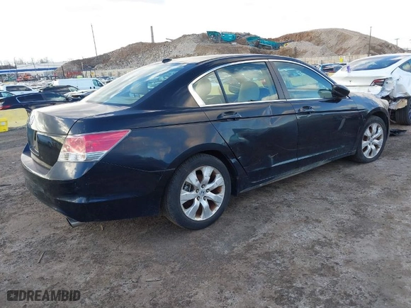 2009 Honda Accord Sdn EX-L with VIN 1HGCP26809A173205, listed as a IAAI auction lot 41742343 with 187085 miles. Bid and sale history available at carsss.com. Image 4.