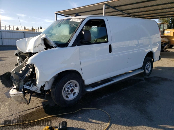 2024 GMC Savana Cargo Van with VIN 1GTW7AFP2R1233742, listed as a Copart auction lot 78205894 with 0 mi miles and Salvage Title. Bid and sale history available at carsss.com. Image 1.