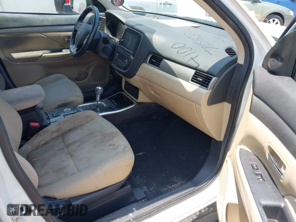 2018 Mitsubishi Outlander ES with VIN JA4AZ3A33JZ009318, listed as a IAAI auction lot 41007583 with 81,507 mi miles and . Bid and sale history available at DreamBid. Image 5.