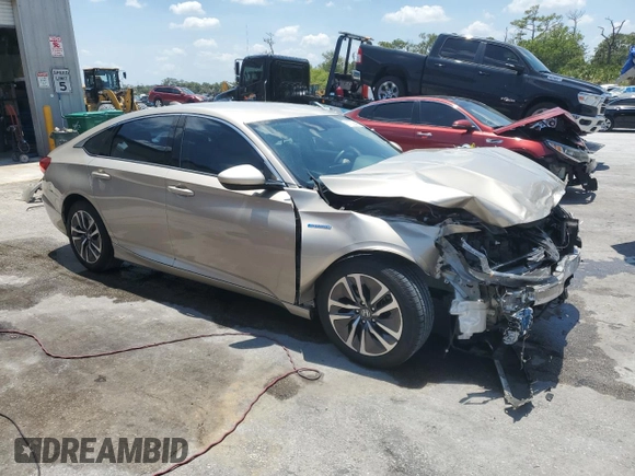 2019 Honda Accord with VIN 1HGCV3F17KA016274, listed as a Copart auction lot 57728435 with 121,223 mi miles and Non repairable. Bid and sale history available at DreamBid. Image 4.