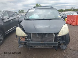 2006 Toyota Sienna XLE with VIN 5TDZA22CX6S503189, listed as a IAAI auction lot 40062519 with 155,909 mi miles. Bid and sale history available at carsss.com. Image 12.