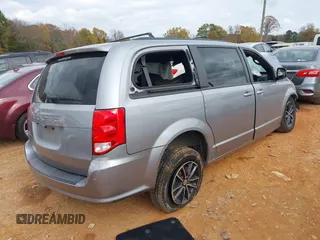2019 Dodge Grand Caravan SE with VIN 2C4RDGBG3KR639447, listed as a IAAI auction lot 40960702 with Not Provided miles and . Bid and sale history available at DreamBid. Image 4.