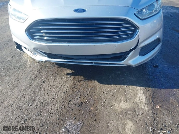 2013 Ford Fusion SE with VIN 3FA6P0H72DR200204, listed as a IAAI auction lot 41212133 with NaN miles. Bid and sale history available at carsss.com. Image 6.