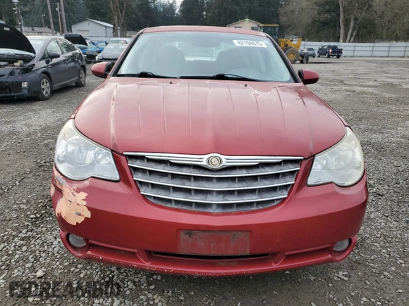 2007 Chrysler Sebring Limited z VIN 1C3LC66KX7N530655, wystawiony jako Copart lot #42156075 z przebiegiem 133 250 mil mil oraz Szkody całkowita. Historia ofert i sprzedaży dostępna na DreamBid. Obrazek 5.