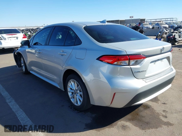 2022 Toyota Corolla LE with VIN 5YFVPMAE8NP312132, listed as a IAAI auction lot 41671016 with 34,598 mi miles. Bid and sale history available at carsss.com. Image 3.