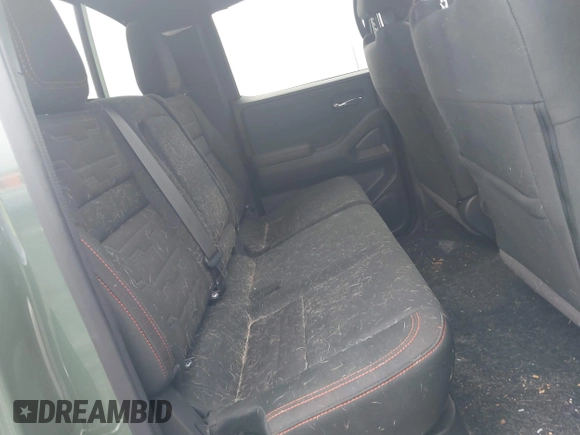 2023 Nissan Frontier Pro-4X z VIN 1N6ED1EK9PN620138, wystawiony jako IAAI lot #42186261 z przebiegiem 30 008 mil mil oraz . Historia ofert i sprzedaży dostępna na DreamBid. Obrazek 8.
