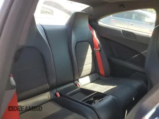 2013 Mercedes-Benz C 350 с VIN WDDGJ5HB1DF957633, выставлен на аукционе Copart как лот 65576675 с пробегом 232 132 миль миль и Списание • Salvage title. История ставок и продаж доступна на DreamBid. Изображение 10.