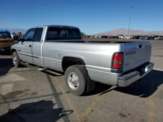 2001 Dodge Ram 2500 with VIN 1B7KC23641J616324, listed as a Copart auction lot 84152154 with 163,213 mi miles and Salvage Title. Bid and sale history available at carsss.com. Image 2.