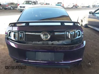 2014 Ford Mustang GT с VIN 1ZVBP8CF3E5303168, выставлен на аукционе IAAI как лот 42279821 с пробегом 104 306 миль миль и . История ставок и продаж доступна на DreamBid. Изображение 16.