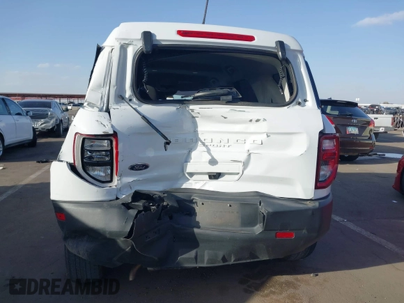 2021 Ford Bronco Sport Big Bend z VIN 3FMCR9B60MRA23790, wystawiony jako IAAI lot #41746245 z przebiegiem 40 247 mil mil oraz . Historia ofert i sprzedaży dostępna na DreamBid. Obrazek 6.
