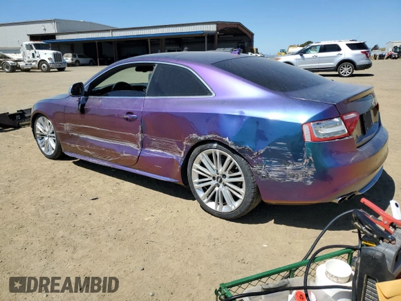 2009 Audi S5 z VIN WAURV78T89A015110, wystawiony jako Copart lot #57497765 z przebiegiem 99 110 mil mil oraz Szkoda całkowita • Salvage title. Historia ofert i sprzedaży dostępna na DreamBid. Obrazek 2.