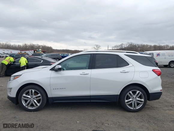 2018 Chevrolet Equinox Premier with VIN 2GNAXWEX6J6140692, listed as a IAAI auction lot 41729043 with 100,806 mi miles. Bid and sale history available at carsss.com. Image 14.