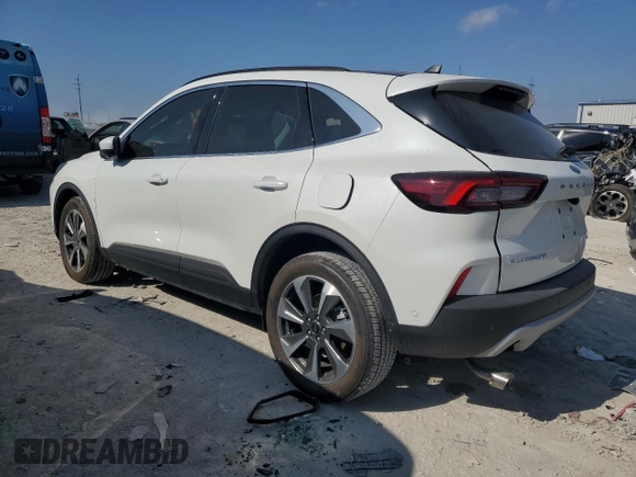 2024 Ford Escape Platinum with VIN 1FMCU9JAXRUA33229, listed as a Copart auction lot 44464685 with 5,431 mi miles and Salvage Title. Bid and sale history available at DreamBid. Image 2.