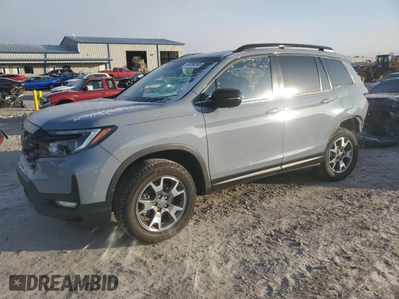 2022 Honda Passport TrailSport z VIN 5FNYF8H62NB019960, wystawiony jako Copart lot #89399245 z przebiegiem 29 813 mil mil oraz Szkoda całkowita • Salvage title. Historia ofert i sprzedaży dostępna na DreamBid. Obrazek 1.