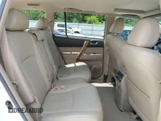 2010 Toyota Highlander Limited с VIN JTEYK3EH6A2104779, выставлен на аукционе Copart как лот 59863255 с пробегом 141 886 миль миль и Списание • Salvage title. История ставок и продаж доступна на DreamBid. Изображение 11.