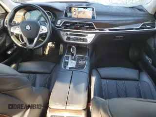 2019 BMW 7 Series 750i xDrive with VIN WBA7F2C55KB240777, listed as a Copart auction lot 76840504 with 38,250 mi miles and Salvage title. Bid and sale history available at DreamBid. Image 8.