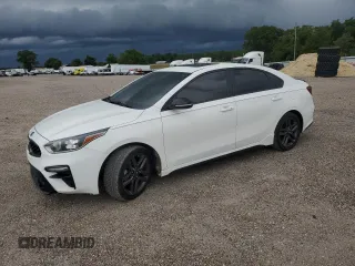 2020 Kia Forte GT-Line z VIN 3KPF34AD1LE227414, wystawiony jako Copart lot #58578935 z przebiegiem 74 097 mil mil oraz Czysty tytuł • Clean title. Historia ofert i sprzedaży dostępna na DreamBid. Obrazek 1.