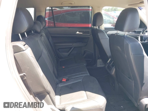 2018 Volkswagen Atlas SE with VIN 1V2CP2CA6JC595282, listed as a IAAI auction lot 42227930 with 95,799 mi miles and . Bid and sale history available at DreamBid. Image 8.