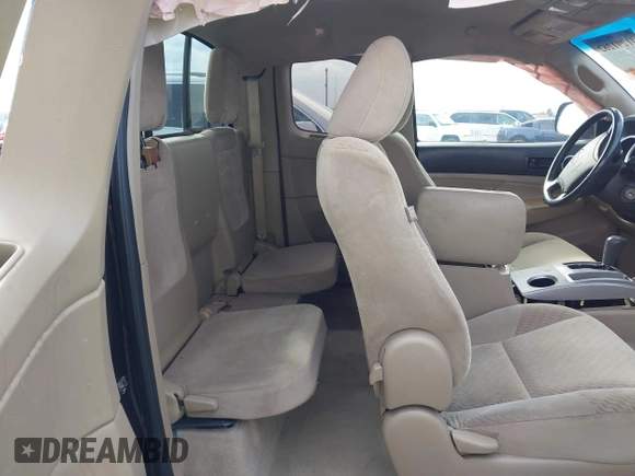2011 Toyota Tacoma z VIN 5TFUX4EN8BX002159, wystawiony jako IAAI lot #41291262 z przebiegiem 94 934 mil mil oraz . Historia ofert i sprzedaży dostępna na DreamBid. Obrazek 8.