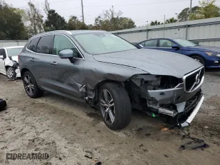 2018 Volvo XC60 Momentum with VIN LYV102RK0JB110409, listed as a Copart auction lot 49680635 with 37,104 mi miles and Salvage Title. Bid and sale history available at carsss.com. Image 4.