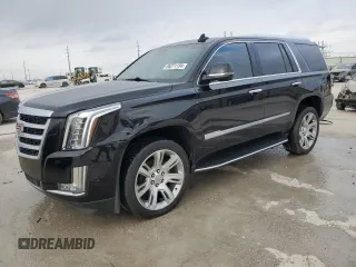 2018 Cadillac Escalade Luxury z VIN 1GYS3BKJ3JR370626, wystawiony jako Copart lot #86271134 z przebiegiem Nie podano mil oraz Szkody całkowita. Historia ofert i sprzedaży dostępna na DreamBid. Obrazek 1.