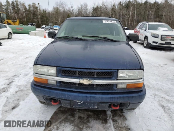2004 Chevrolet Blazer LS z VIN 1GNDT13XX4K144034, wystawiony jako Copart lot #85671624 z przebiegiem 157 534 mil mil oraz Szkoda całkowita • Salvage title. Historia ofert i sprzedaży dostępna na DreamBid. Obrazek 5.