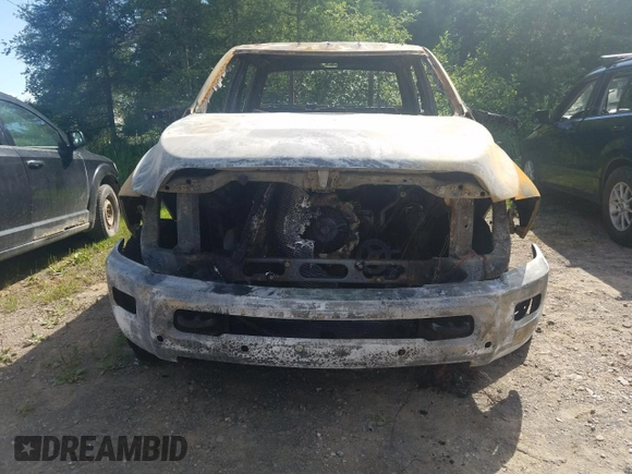 2017 Ram 2500 SLT с VIN 3C6UR5DL9HG767112, выставлен на аукционе Copart как лот 63832484 с пробегом Не указан миль и На запчасти • Non repairable. История ставок и продаж доступна на DreamBid. Изображение 5.