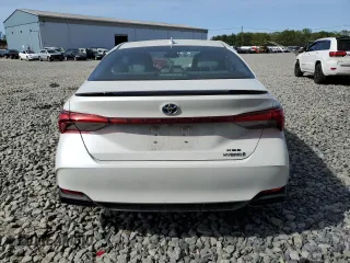 2020 Toyota Avalon Hybrid XSE z VIN 4T1E21FB9LU017189, wystawiony jako Copart lot #54991365 z przebiegiem 82 069 mil mil oraz Szkoda całkowita • Salvage title. Historia ofert i sprzedaży dostępna na DreamBid. Obrazek 6.