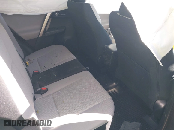 2018 Toyota RAV4 XLE с VIN JTMWFREV9JJ742409, выставлен на аукционе IAAI как лот 42307225 с пробегом 60 738 миль миль и . История ставок и продаж доступна на DreamBid. Изображение 8.