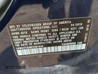 2015 Volkswagen Passat 1.8T Limited Edition with VIN 1VWAT7A33FC091945, listed as a IAAI auction lot 41930380 with 145,488 mi miles. Bid and sale history available at carsss.com. Image 9.