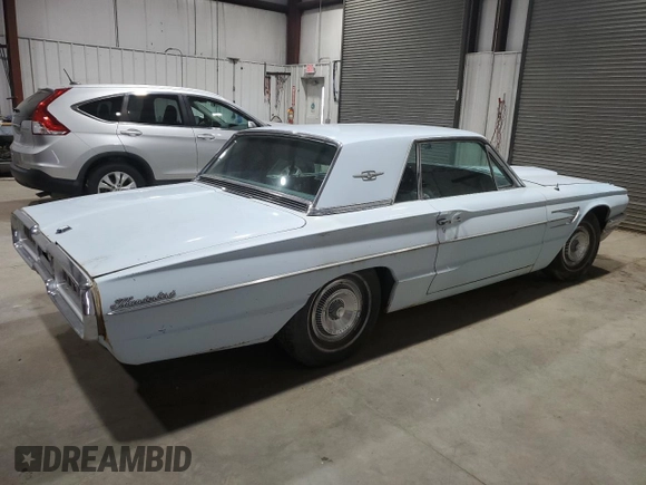 1965 Ford Thunderbird with VIN 5Y83Z110089, listed as a Copart auction lot 51788035 with 59,379 mi miles and Clean Title. Bid and sale history available at DreamBid. Image 3.