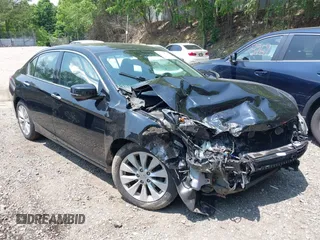 2014 Honda Accord Touring z VIN 1HGCR3F94EA000645, wystawiony jako IAAI lot #42414419 z przebiegiem Nie podano mil oraz . Historia ofert i sprzedaży dostępna na DreamBid. Obrazek 1.