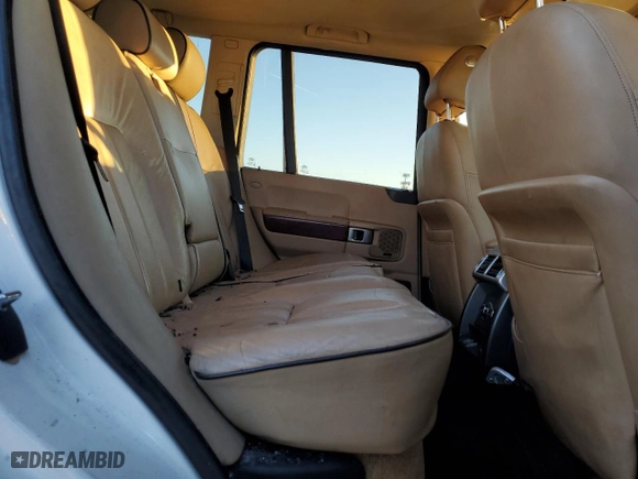 2010 Land Rover Range Rover HSE with VIN SALME1D47AA309751, listed as a Copart auction lot 85063354 with 105,224 mi miles and Clean Title. Bid and sale history available at carsss.com. Image 11.