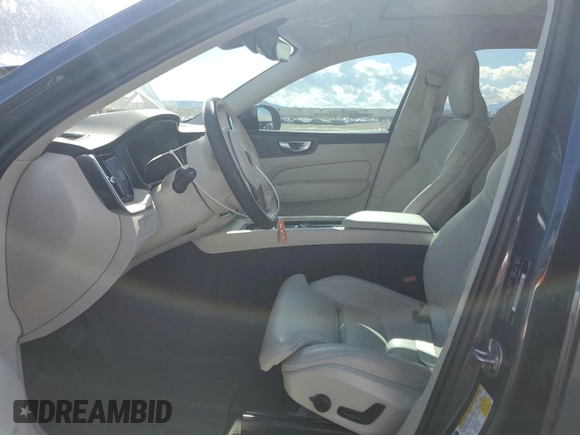 2023 Volvo XC60 Ultimate Dark Theme z VIN YV4L12RX3P1204962, wystawiony jako Copart lot #41122214 z przebiegiem 13 002 mil mil oraz . Historia ofert i sprzedaży dostępna na DreamBid. Obrazek 7.