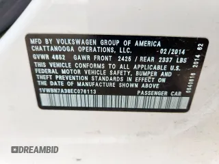 2014 Volkswagen Passat SE z VIN 1VWBN7A38EC076113, wystawiony jako Copart lot #64878365 z przebiegiem 162 833 mil mil oraz Czysty tytuł • Clean title. Historia ofert i sprzedaży dostępna na DreamBid. Obrazek 12.
