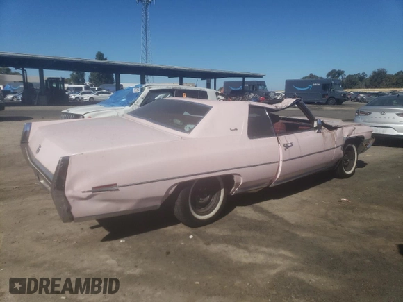 1972 Cadillac Eldorado z VIN 6D47R2Q198947, wystawiony jako Copart lot #67572714 z przebiegiem 63 965 mil mil oraz Nie do naprawy • Non repairable. Historia ofert i sprzedaży dostępna na DreamBid. Obrazek 3.