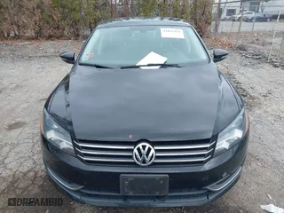 2012 Volkswagen Passat SE with VIN 1VWBP7A38CC033611, listed as a IAAI auction lot 41855933 with 155,429 mi miles. Bid and sale history available at carsss.com. Image 6.