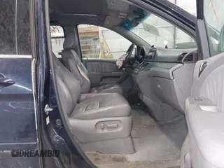 2008 Honda Odyssey EX-L with VIN 5FNRL38698B052703, listed as a IAAI auction lot 41758269 with 227,770 mi miles. Bid and sale history available at carsss.com. Image 5.