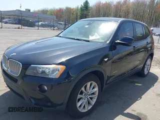 2013 BMW X3 xDrive28i with VIN 5UXWX9C5XD0A29868, listed as a IAAI auction lot 42148309 with 185,129 mi miles. Bid and sale history available at carsss.com. Image 2.
