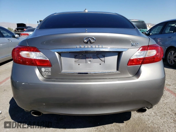 2012 Infiniti M with VIN JN1BY1AP8CM333534, listed as a Copart auction lot 68281463 with 124,182 mi miles and Salvage Title. Bid and sale history available at carsss.com. Image 6.