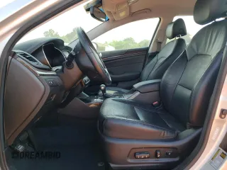 2016 Kia Cadenza Premium z VIN KNALN4D77G5215348, wystawiony jako Copart lot #55455815 z przebiegiem 89 173 mil mil oraz Szkoda całkowita • Salvage title. Historia ofert i sprzedaży dostępna na DreamBid. Obrazek 7.