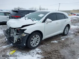 2013 Toyota Venza LE with VIN 4T3BA3BB8DU042844, listed as a IAAI auction lot 41482343 with 142,779 mi miles. Bid and sale history available at carsss.com. Image 18.