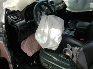 2015 Toyota 4Runner SR5 с VIN JTEZU5JR1F5102582, выставлен на аукционе Copart как лот 53664525 с пробегом Не указан миль и Списание • Salvage title. История ставок и продаж доступна на DreamBid. Изображение 7.