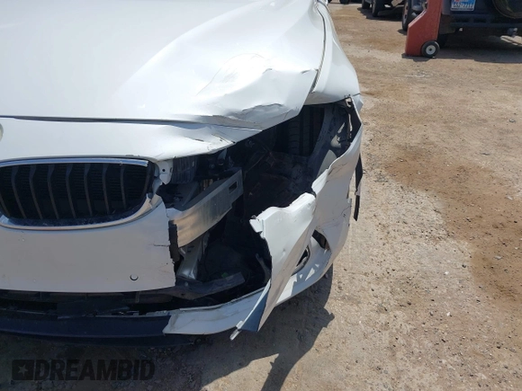 2015 BMW 4 Series 435i z VIN WBA3R1C58FK194626, wystawiony jako IAAI lot #42082585 z przebiegiem 70 619 mil mil oraz . Historia ofert i sprzedaży dostępna na DreamBid. Obrazek 6.